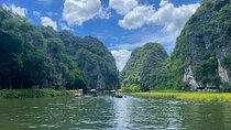 From Hanoi: Hoa Lu, Tam Coc, Mua Caves with Buffet, Biking 