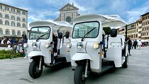Private Tour with Golf Car and Tuk Tuk in Florence