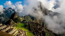 6 Days Tour across Peru, Cusco, Sacred Valley, and Machu Picchu
