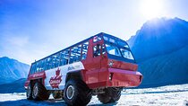 Glacier Adventure on the Icefields Parkway Hidden Gems Skywalk