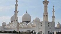 Abu Dhabi Grand Mosque and Dubai Evening Desert Safari Combo Tour