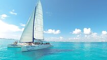 Isla Mujeres Catamaran Adventure Snorkeling Spinnaker and Lunch