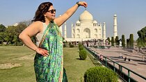 From Delhi: Private Agra & Taj Mahal Tour with 5 * Lunch