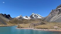 Ausangate Full-Day Hike with Llamas, Lagoons & Mountain Views