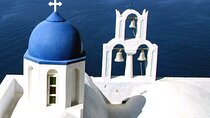 4-Hour Blue Domes Tour with Wine Tasting in Santorini