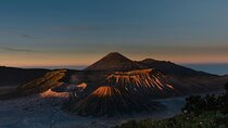 Malang : Private Sunrise Tour to Bromo with Crater Exploration