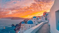 Private 2-Hour Sightseeing Tour in Santorini