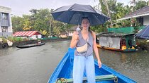 6hrs Alleppey Houseboat Tour-Serene Canals, Local Life & Food.