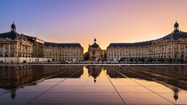 Bordeaux Night Tour: Private Evening Highlights Experience