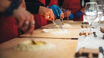 Authentic Italian Pasta Making Class in Rome