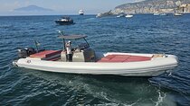 Exclusive Capri Tour by Speedboat from Sorrento