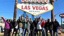 Las Vegas Limo Bus Sightseeing Tour with Iconic Photo Stops