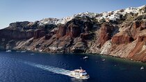 Santorini Tour of Caldera & Sunset In Oia with Glass-bottom Boat