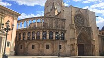 Walking Tour Through the Heart of Valencia