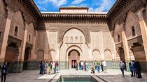 Marrakech: Ben Youssef Madrassa, Secret Garden and Medina Tour 