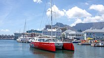 Cape Town Sunset Boat Cruises with Champagne (Hotel pickup incl.)