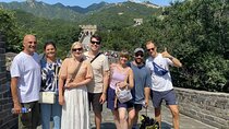 Private Day Tour: Badaling Great Wall & Summer Palace with Local Lunch