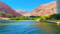 Wadi Shab and Bimmah Sinkhole Private Day Trip from Muscat