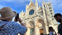 Private Siena Sightseeing Walking Tour with Expert Local Guide