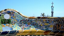 Barcelona: Park Güell Guided Tour with Entry Ticket