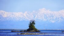 Amaharashi Coast & Shokawa Cruise from Kanazawa