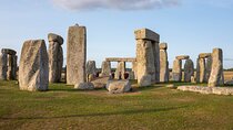 Stonehenge and Windsor Castle Private Luxury Tour from London