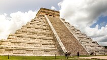 Private Chichén Itzá, Mayapan Distillery and Valladolid Tour