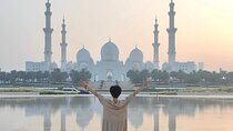 Abu Dhabi City Tour with Sheikh Zayed Mosque and Qasr Al Watan
