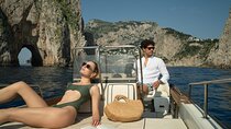 Exclusive Boat Tour of Capri and Blue Grotto