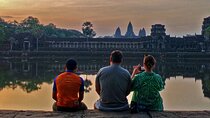 Angkor Sunrise Bike Tour - Breakfast & Lunch included