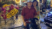 Hanoi After Dark by Motorbike: Street Foods & Nightlife (4 hours)