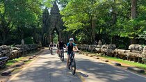 Angkor Cycling Tours – A Journey Through History on Two Wheels
