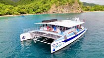 Snorkeling and Sunset Catamaran Cruise from Tamarindo