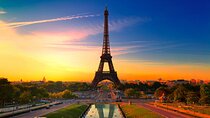 Private Tour: Eiffel Tower Summit by Lift