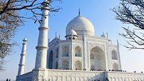 1-Day Trip to Agra visit: Taj Mahal, Agra Fort & Mehtab Bagh from Delhi