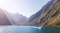 Milford Sound Day Tour from Queenstown