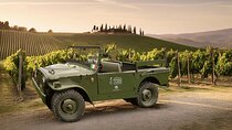 Classic: Tuscan Vineyard Old Jeep Tour, Wine Tasting & Lunch