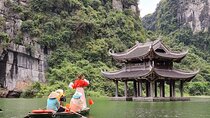 Bai Dinh Pagoda, Trang An and Mua Cave Luxury Day Tour from Hanoi