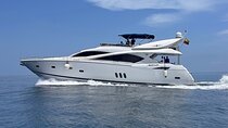 Marlet Sunseeker 82' yacht rental, the largest in Cartagena