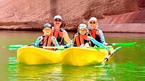 Lake Powell Kayak and Water Antelope Canyon Hike Guided Tour