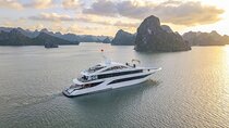 Hanoi to Halong Bay: Leona 5-Star Luxury Cruise with Tasty Lunch
