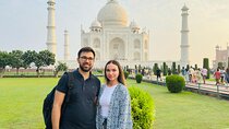 From Delhi: Taj Mahal & SOS Elephant Experience – Day Trip 