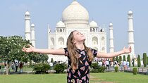 Taj Mahal, Agra Fort & Baby Taj tour from Delhi by Car with Meal