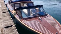 2H Cruise on Lake Como in a classic wooden boat
