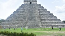 Chichén Cenote and ValladolidkTour with Buffet Lunch from Tulum