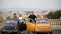 La Dolce Vita Photoshoot in Rome aboard a Vintage Fiat 500