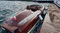 2-hour private tour by wooden speedboat on Lake Como