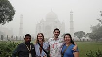 Private Full Day Taj Mahal and Fatehpur Sikri Tour from Delhi By Car