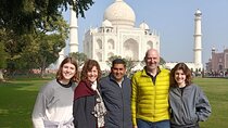 All Inclusive Private Day Tour to Taj Mahal from Delhi by Car 