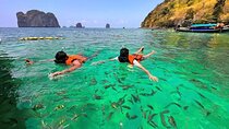 4 Island Day Trip by Longtail Boat with Lunch from Krabi